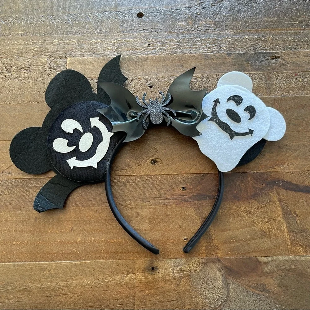 Halloween‎ Mickey Ears